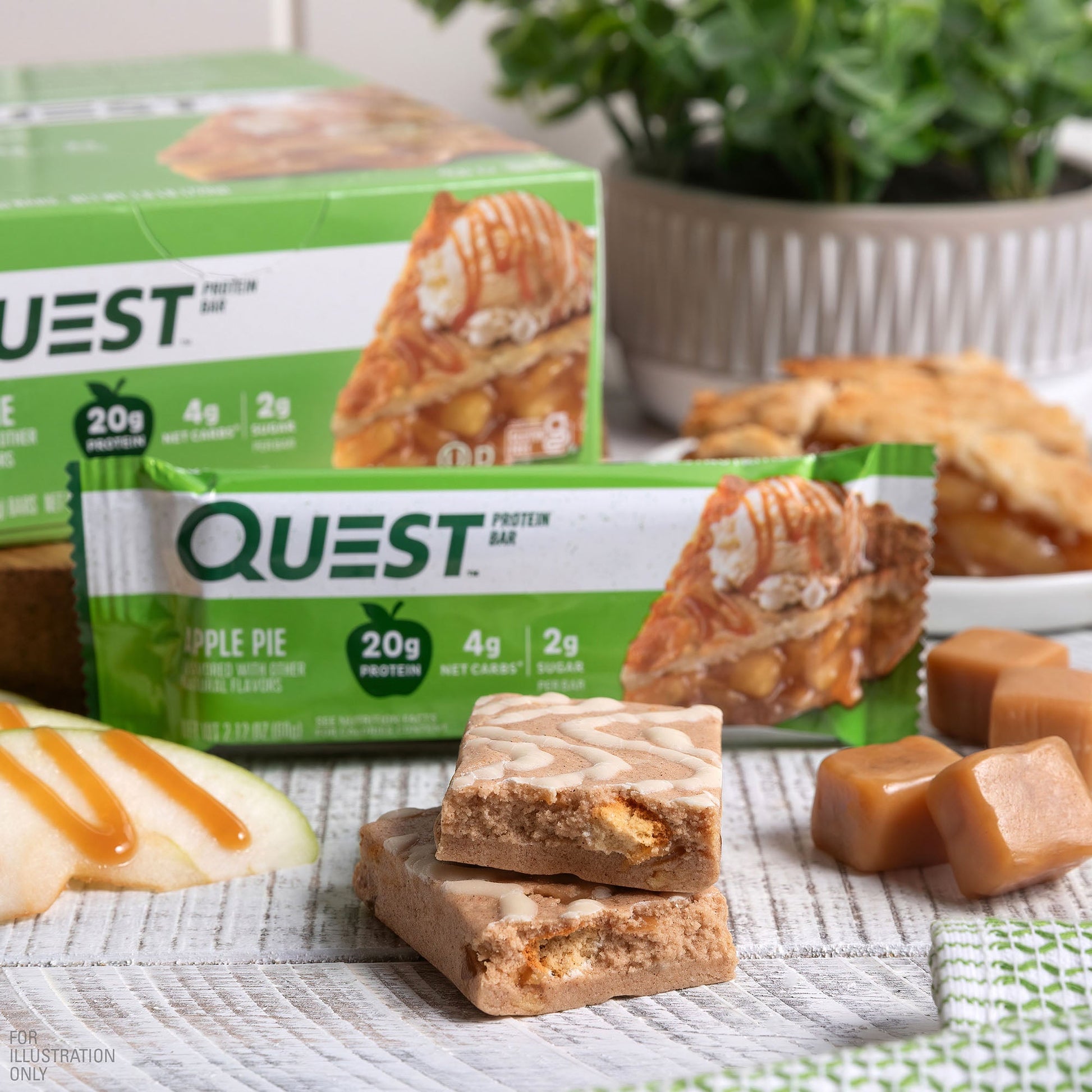 apple-pie-protein-bars-j1 qst-000647-apple-pie-protein-bars_4.jpg